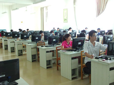 广西经济职业学院计算机应用技术（计算机多媒体方向）人才培养与技能培训特色