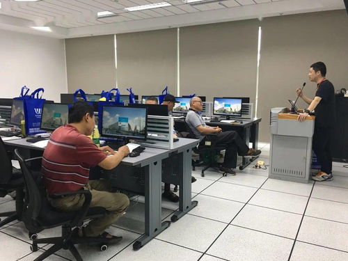 苏州市吴中区图书馆老年读者公益培训活动第12期 爱老扶老，玩转电脑和手机